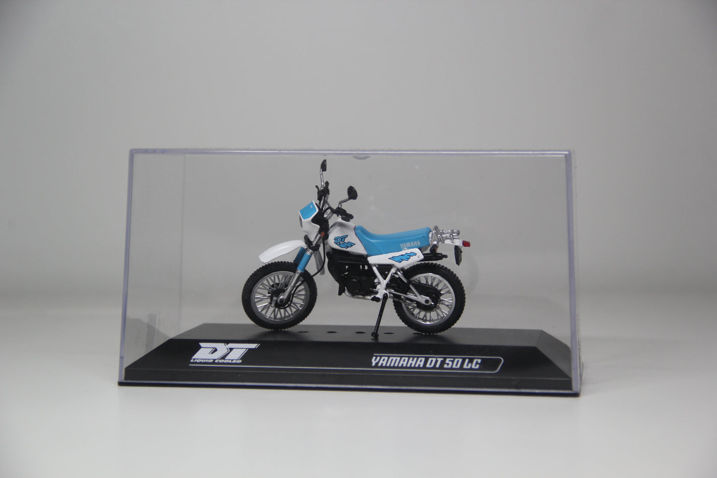 YAMAHA DT 50 LC White and Blue
