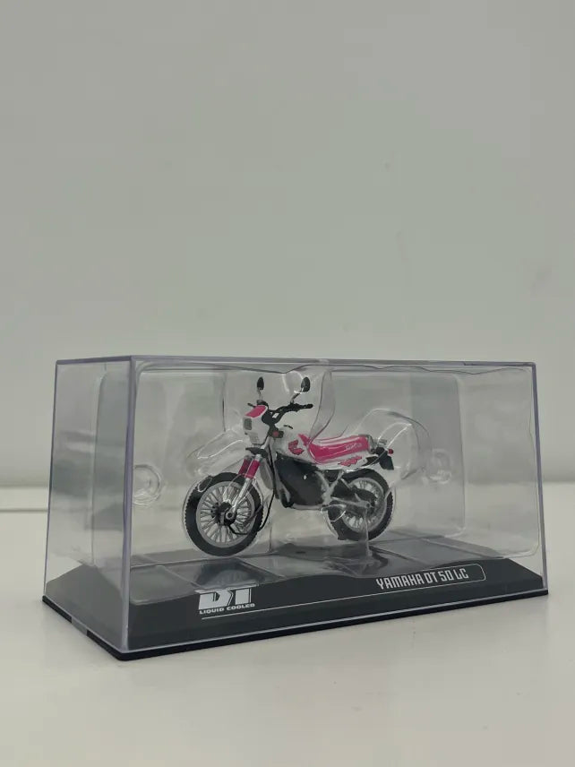 YAMAHA DT 50 LC White and Pink